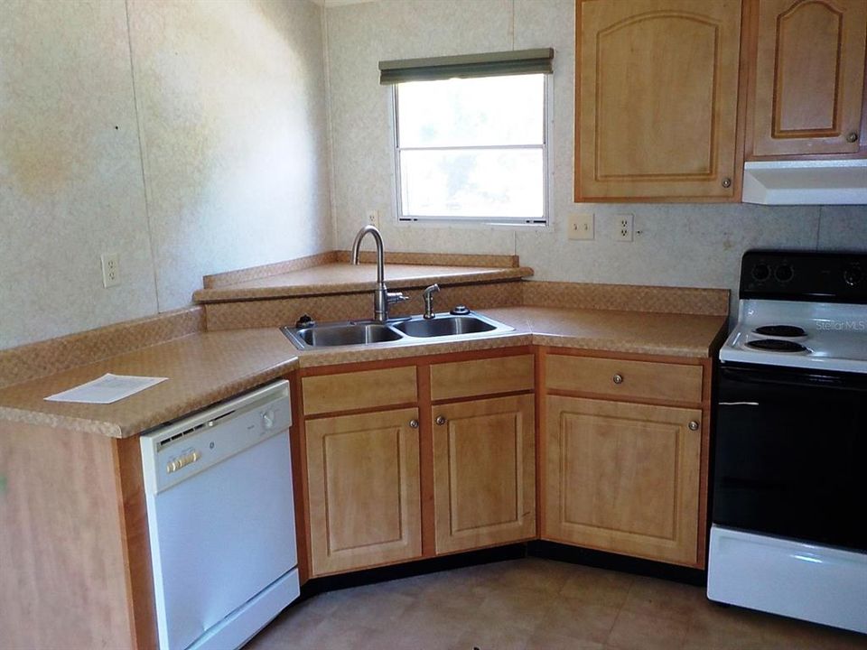 En Venta: $144,000 (2 camas, 2 baños, 896 Pies cuadrados)