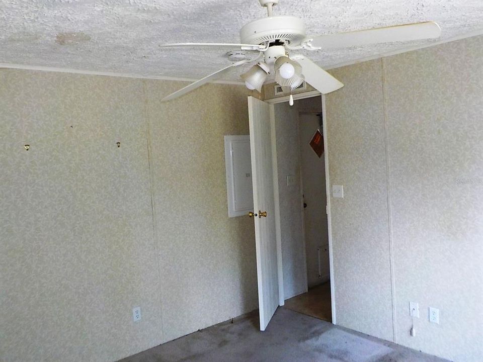 En Venta: $144,000 (2 camas, 2 baños, 896 Pies cuadrados)