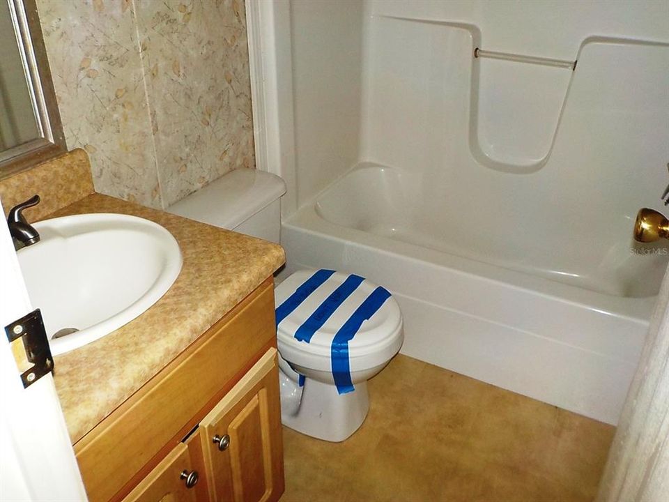 En Venta: $144,000 (2 camas, 2 baños, 896 Pies cuadrados)