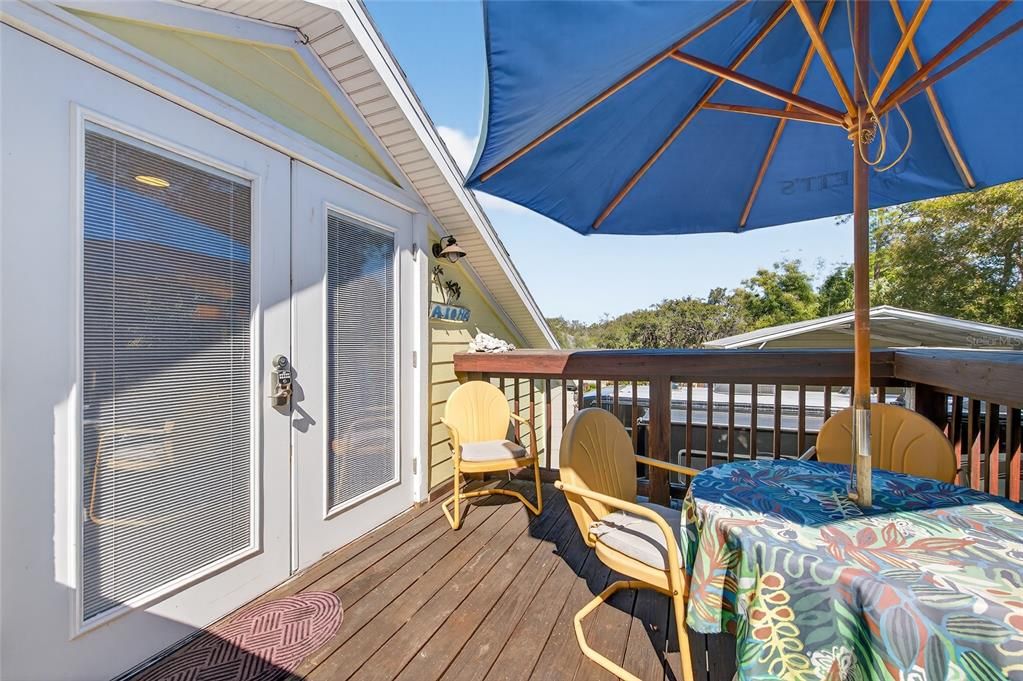 For Sale: $850,000 (4 beds, 3 baths, 2054 Square Feet)