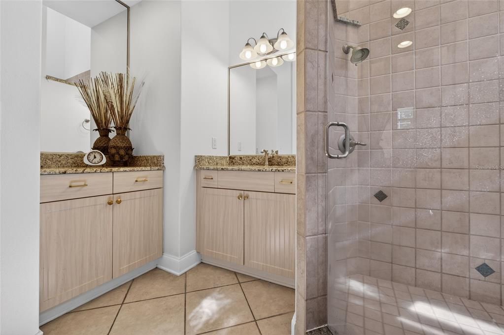 For Sale: $850,000 (4 beds, 3 baths, 2054 Square Feet)