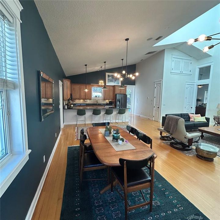 For Sale: $850,000 (4 beds, 3 baths, 2054 Square Feet)