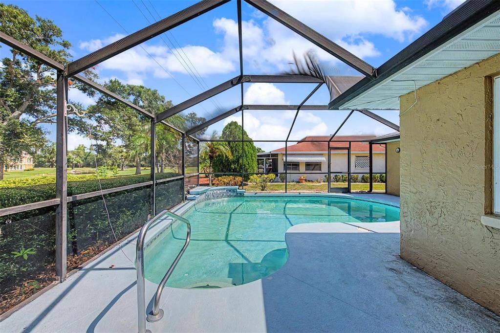 For Sale: $335,000 (2 beds, 2 baths, 1802 Square Feet)