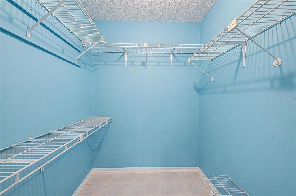 For Sale: $335,000 (2 beds, 2 baths, 1802 Square Feet)
