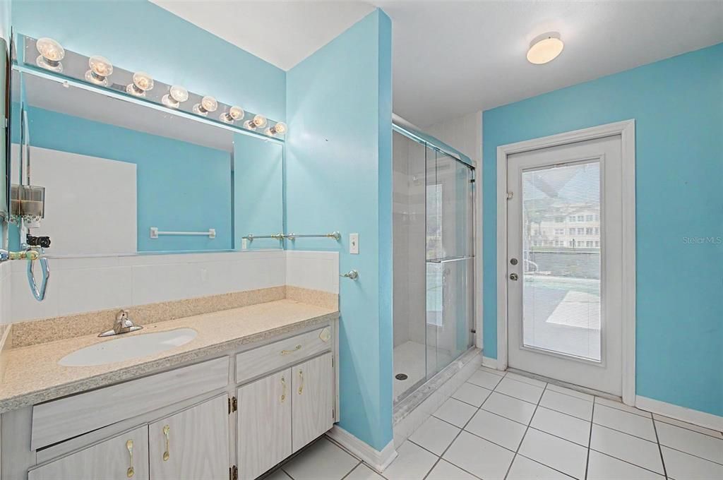 For Sale: $335,000 (2 beds, 2 baths, 1802 Square Feet)
