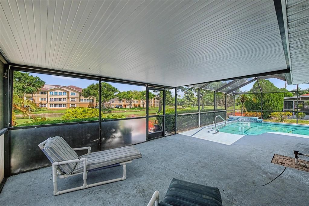 For Sale: $335,000 (2 beds, 2 baths, 1802 Square Feet)