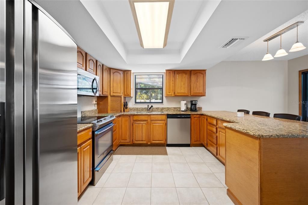 For Sale: $524,900 (3 beds, 2 baths, 2087 Square Feet)