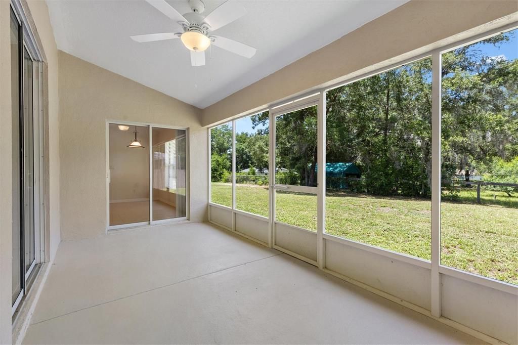 En Venta: $325,000 (3 camas, 2 baños, 2135 Pies cuadrados)