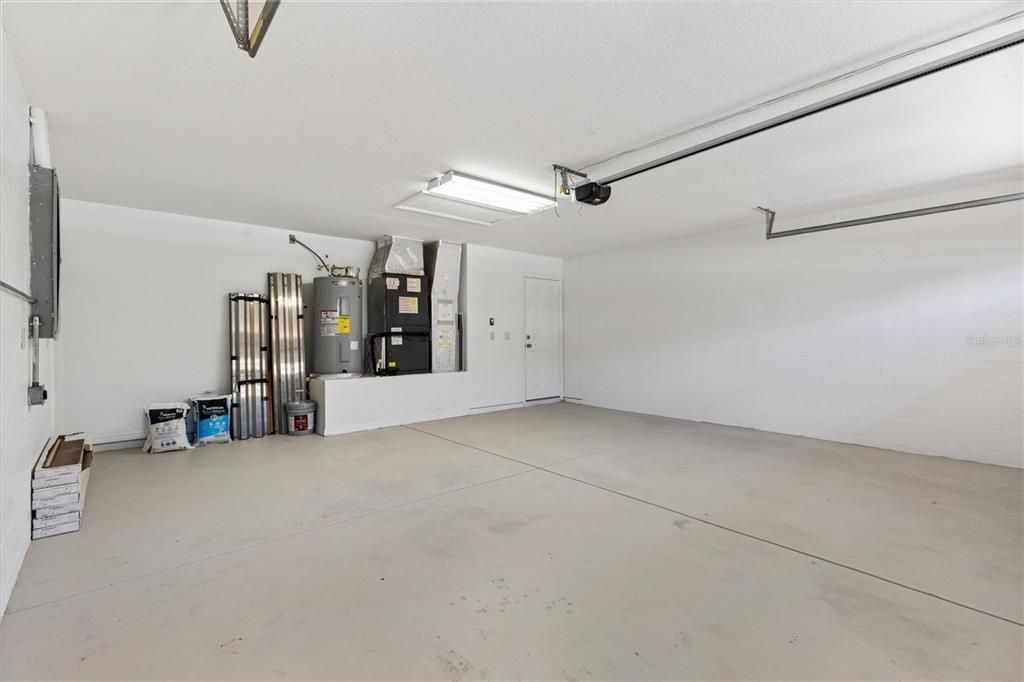 En Venta: $325,000 (3 camas, 2 baños, 2135 Pies cuadrados)