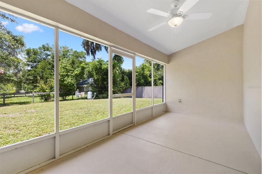En Venta: $325,000 (3 camas, 2 baños, 2135 Pies cuadrados)
