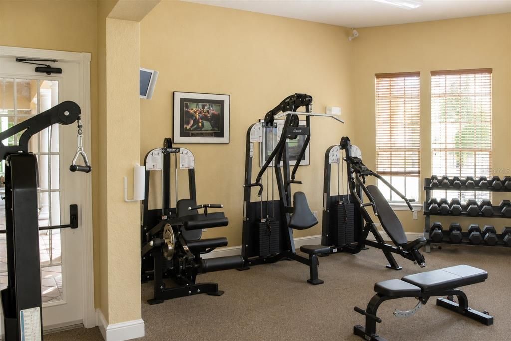 For Rent: $1,800 (2 beds, 2 baths, 1048 Square Feet)