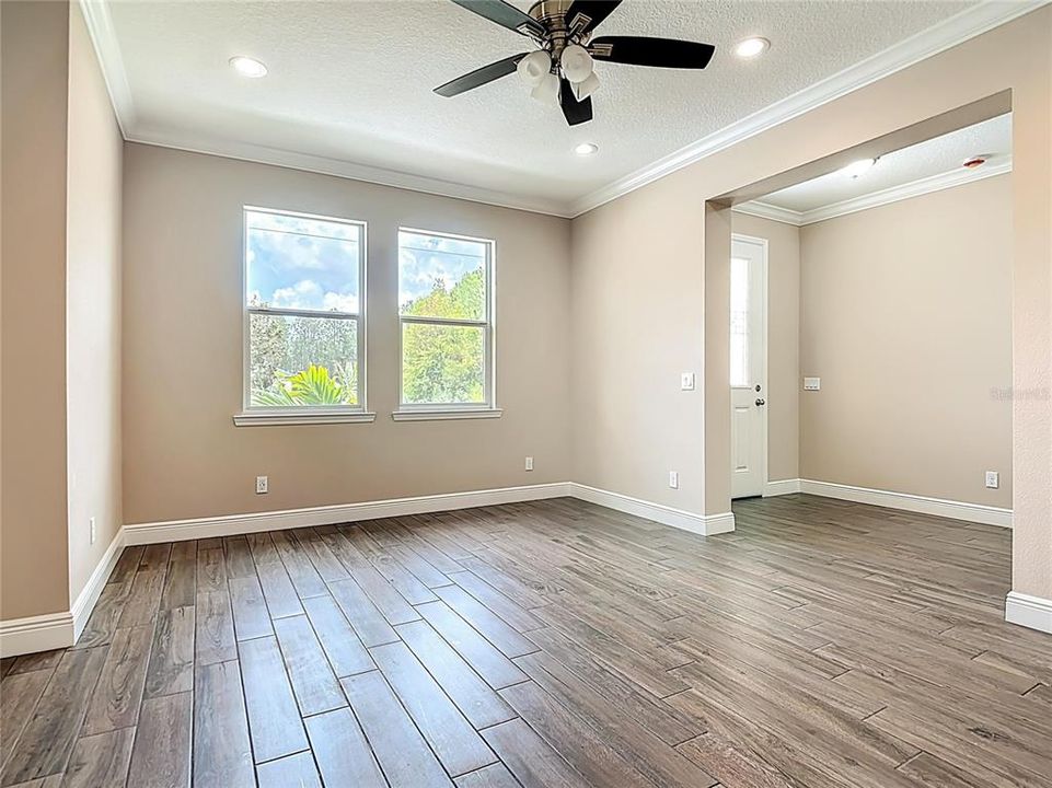 For Sale: $688,000 (4 beds, 3 baths, 2927 Square Feet)