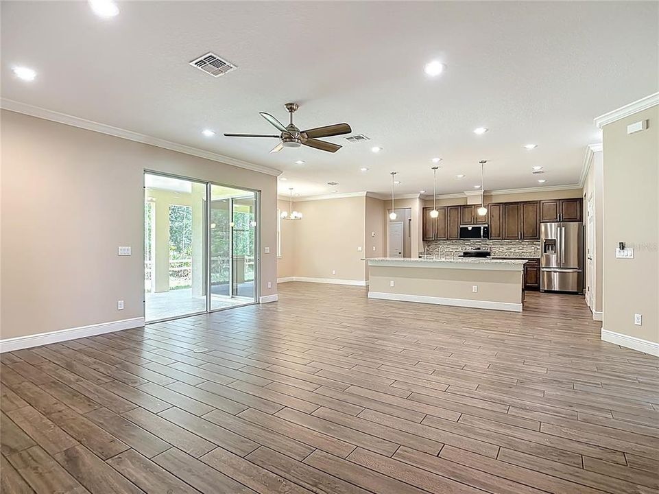 For Sale: $688,000 (4 beds, 3 baths, 2927 Square Feet)