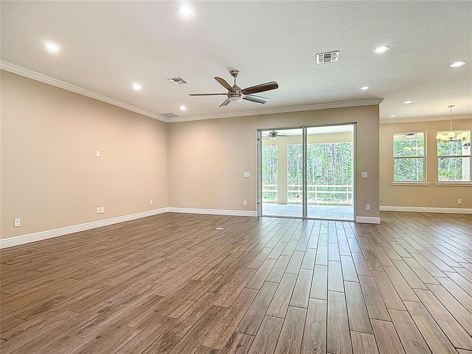 For Sale: $688,000 (4 beds, 3 baths, 2927 Square Feet)