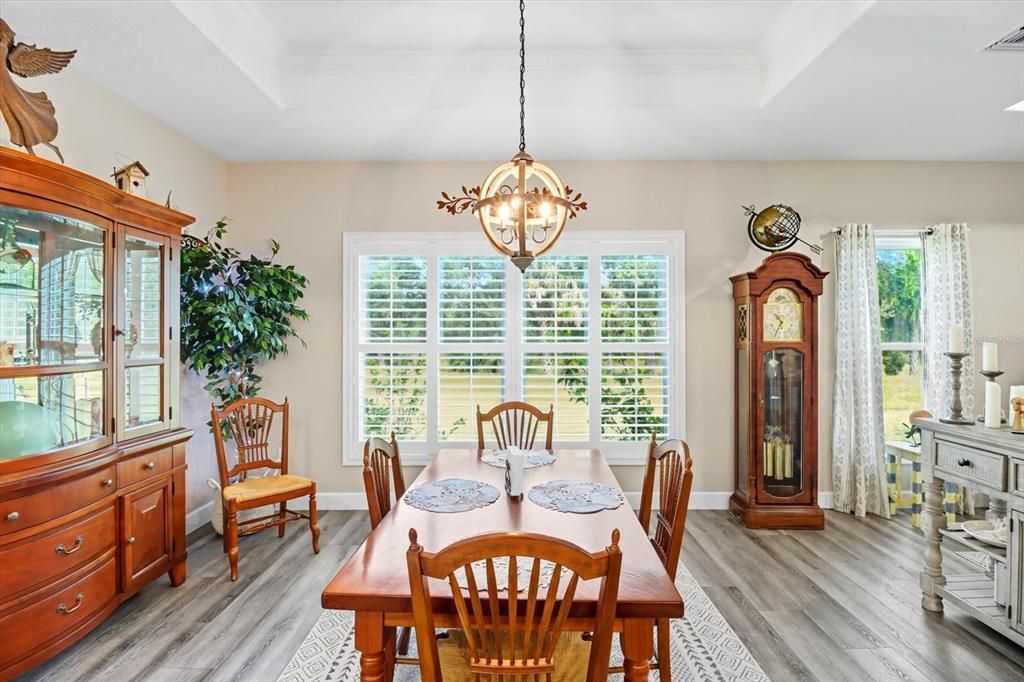 For Sale: $359,900 (3 beds, 2 baths, 1754 Square Feet)