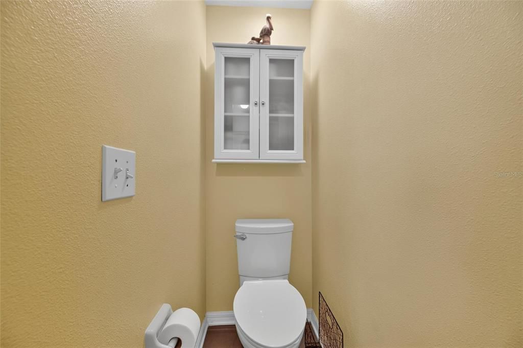 For Sale: $539,000 (5 beds, 3 baths, 2045 Square Feet)