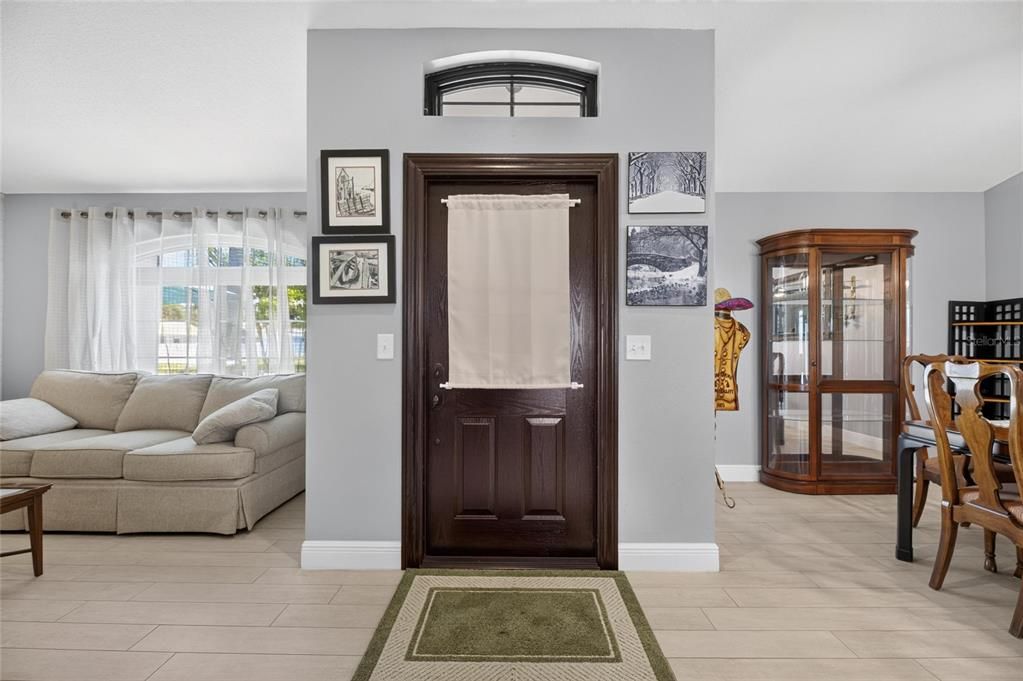 For Sale: $539,000 (5 beds, 3 baths, 2045 Square Feet)