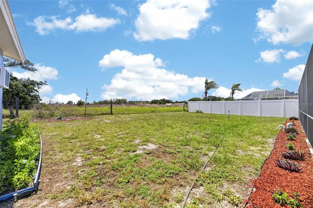 For Sale: $539,000 (5 beds, 3 baths, 2045 Square Feet)