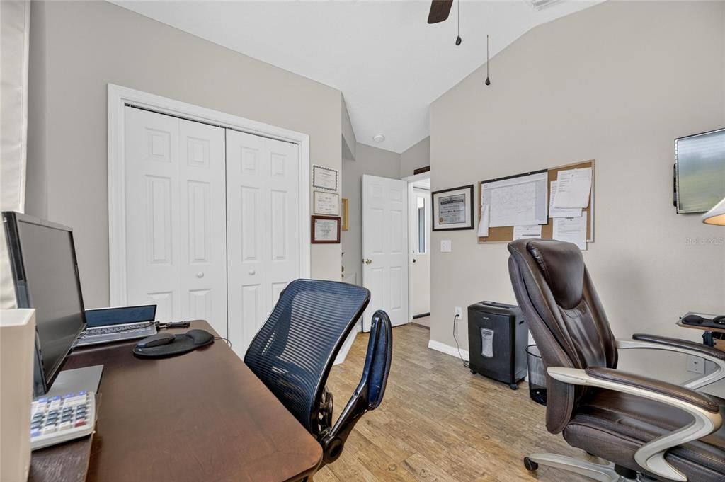 For Sale: $539,000 (5 beds, 3 baths, 2045 Square Feet)