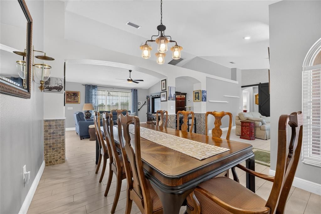 For Sale: $539,000 (5 beds, 3 baths, 2045 Square Feet)