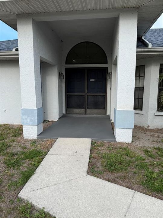 For Sale: $489,900 (3 beds, 2 baths, 2160 Square Feet)