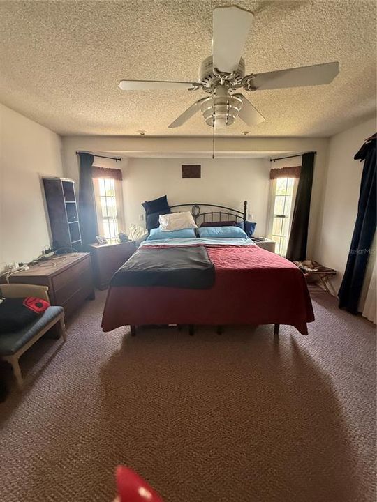 For Sale: $489,900 (3 beds, 2 baths, 2160 Square Feet)