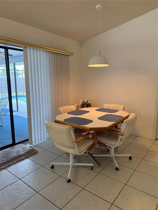 For Sale: $489,900 (3 beds, 2 baths, 2160 Square Feet)