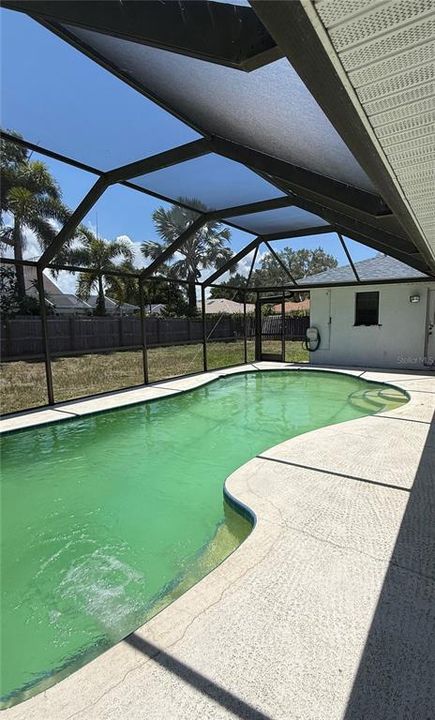 For Sale: $489,900 (3 beds, 2 baths, 2160 Square Feet)