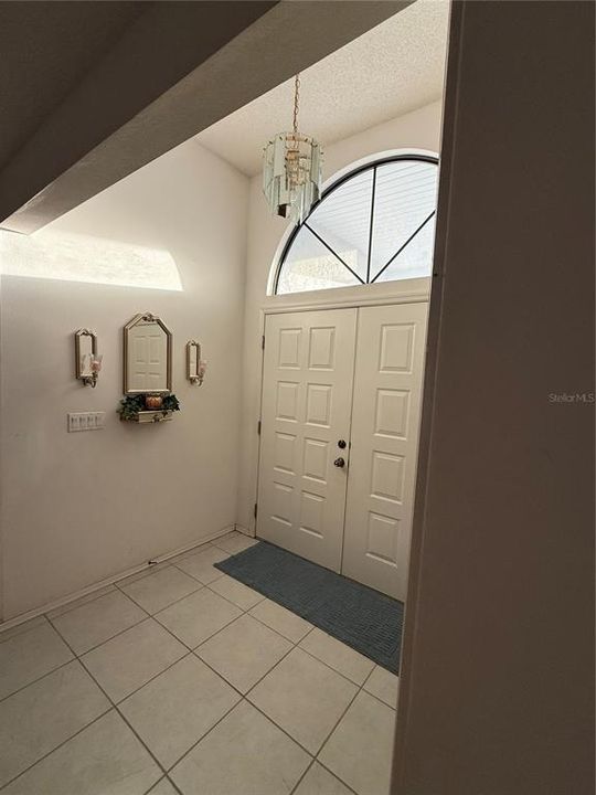 For Sale: $489,900 (3 beds, 2 baths, 2160 Square Feet)