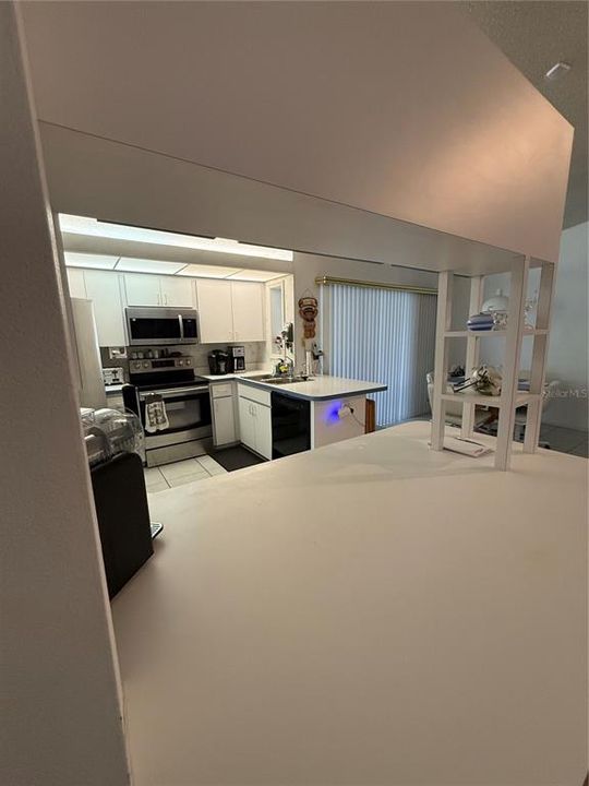 For Sale: $489,900 (3 beds, 2 baths, 2160 Square Feet)