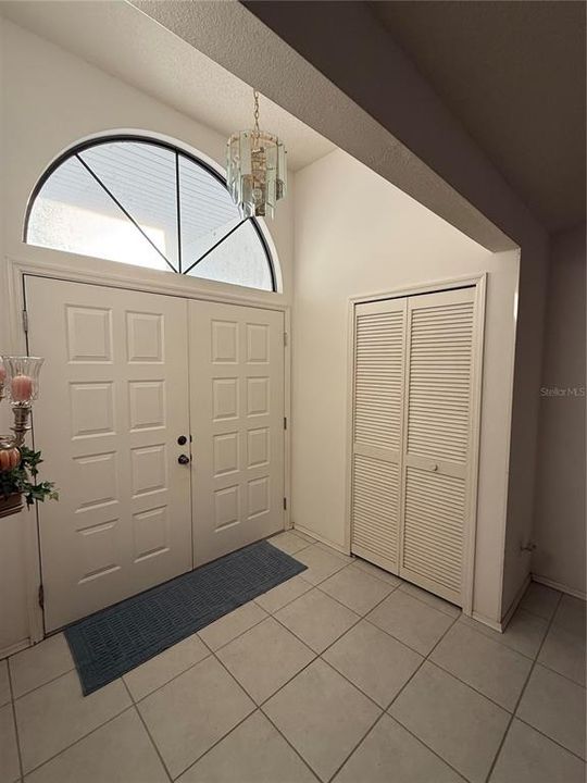 For Sale: $489,900 (3 beds, 2 baths, 2160 Square Feet)