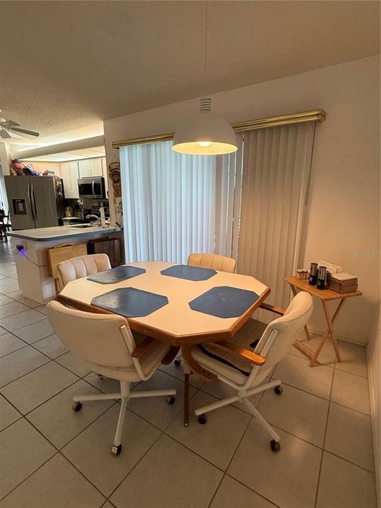 For Sale: $489,900 (3 beds, 2 baths, 2160 Square Feet)