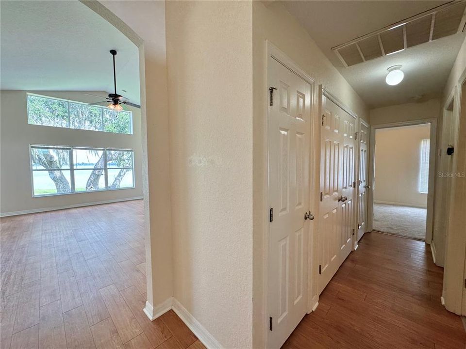 For Rent: $2,100 (4 beds, 3 baths, 1883 Square Feet)