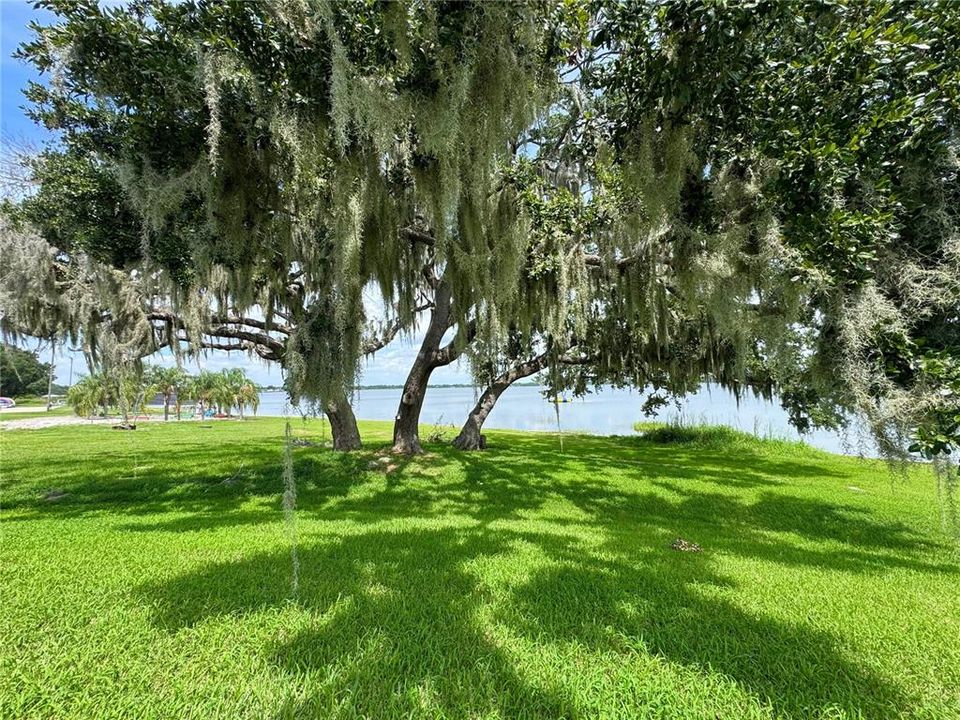 For Rent: $2,100 (4 beds, 3 baths, 1883 Square Feet)