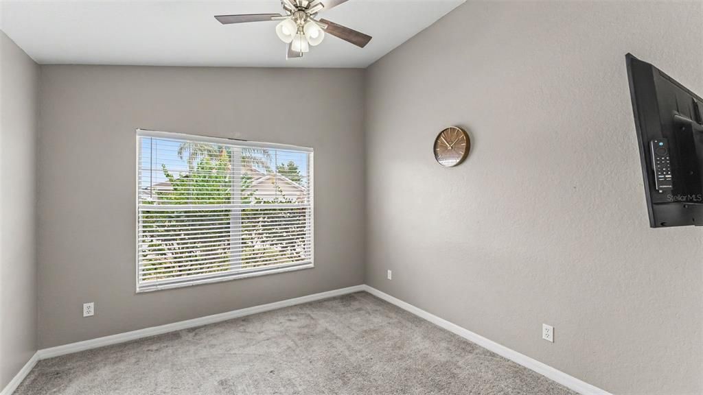 For Sale: $349,900 (4 beds, 3 baths, 2133 Square Feet)