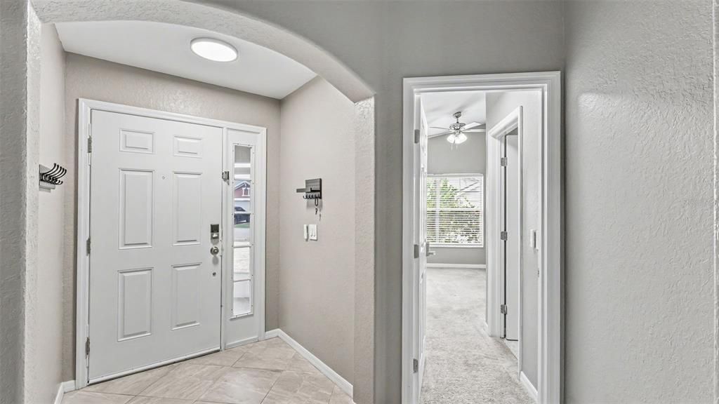 For Sale: $349,900 (4 beds, 3 baths, 2133 Square Feet)