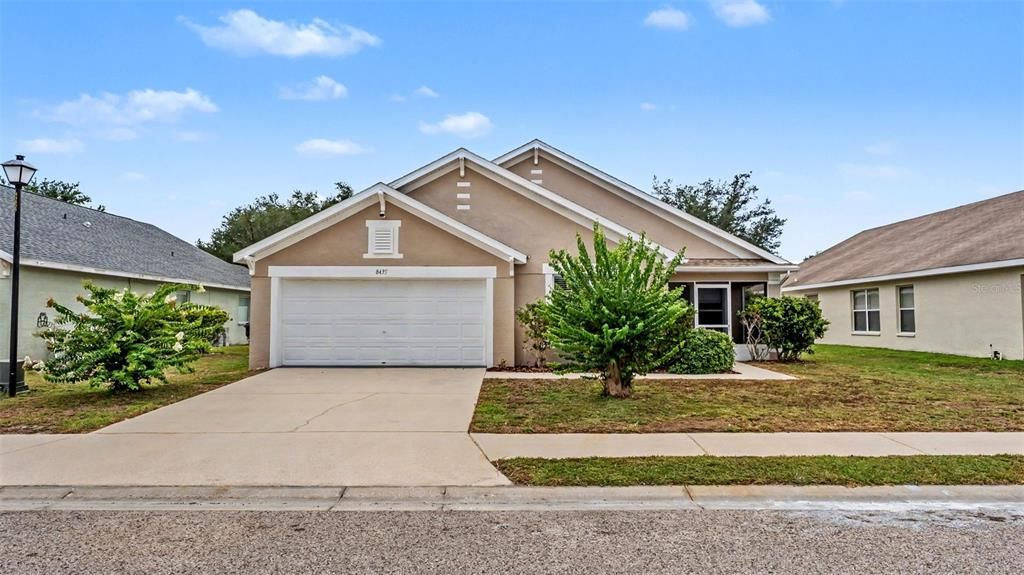 For Sale: $349,900 (4 beds, 3 baths, 2133 Square Feet)