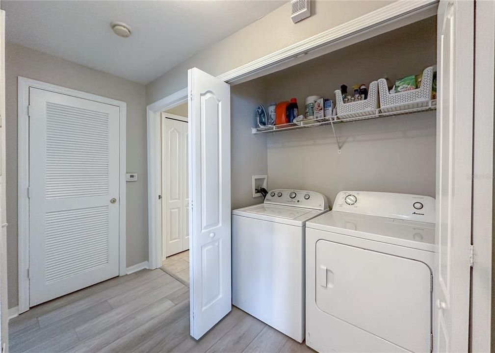 For Rent: $1,750 (1 beds, 1 baths, 834 Square Feet)