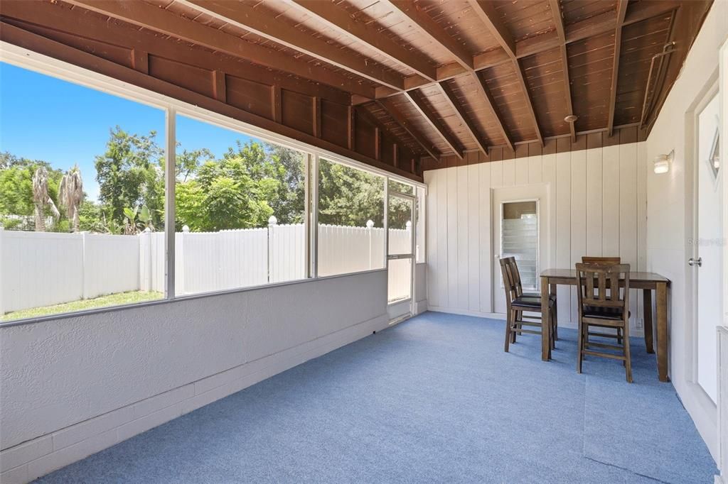 For Sale: $475,000 (3 beds, 2 baths, 1238 Square Feet)