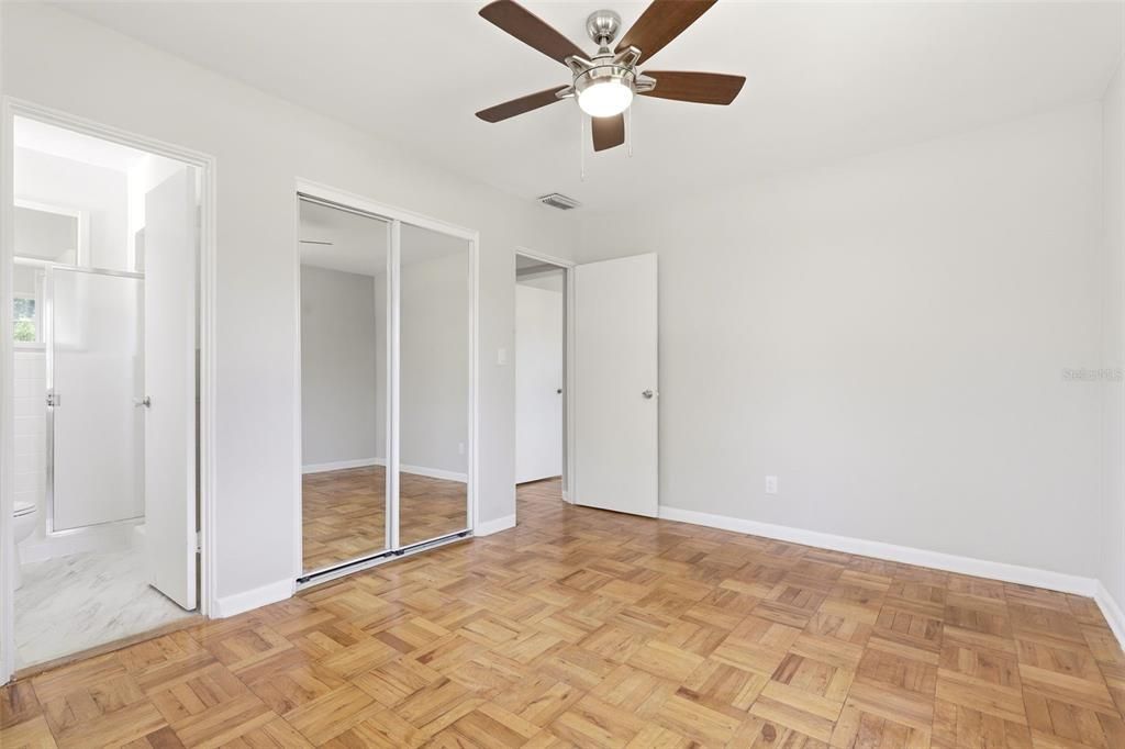 For Sale: $475,000 (3 beds, 2 baths, 1238 Square Feet)