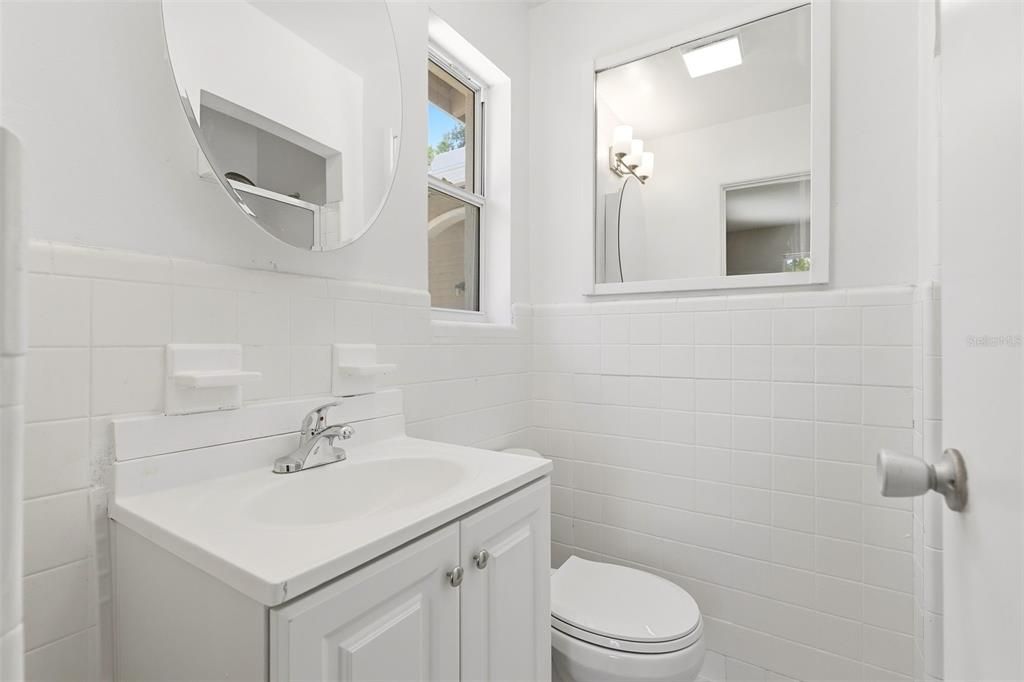 For Sale: $475,000 (3 beds, 2 baths, 1238 Square Feet)