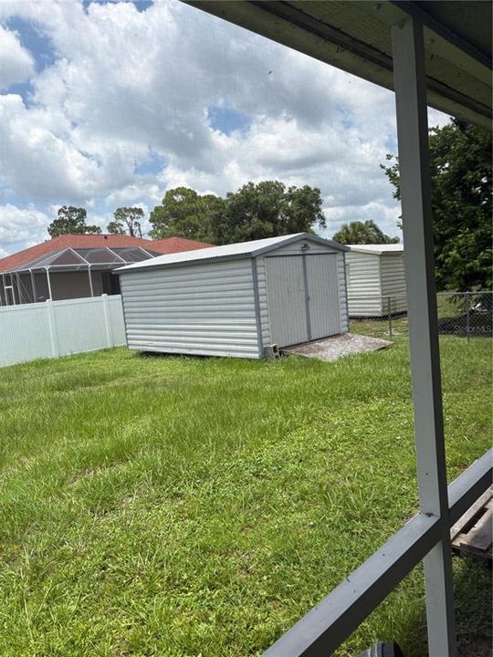 For Sale: $249,900 (3 beds, 2 baths, 1293 Square Feet)