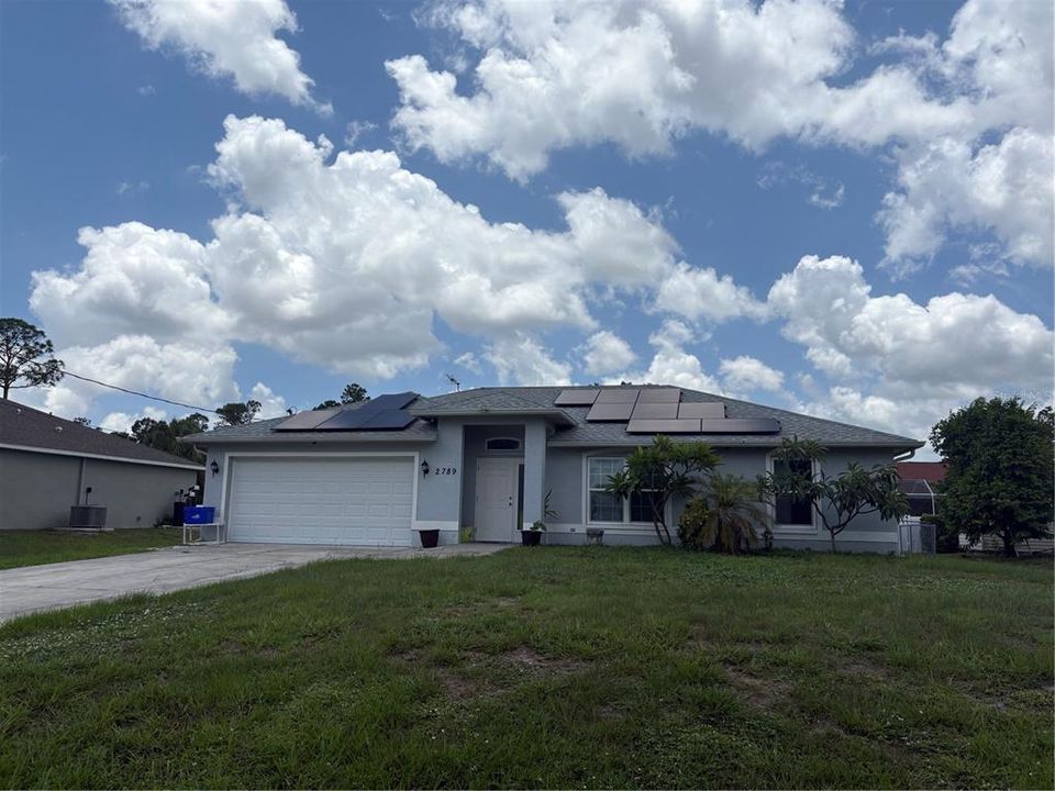 For Sale: $249,900 (3 beds, 2 baths, 1293 Square Feet)