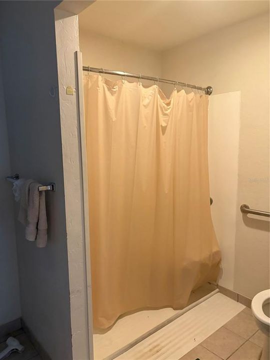 For Sale: $249,900 (3 beds, 2 baths, 1293 Square Feet)