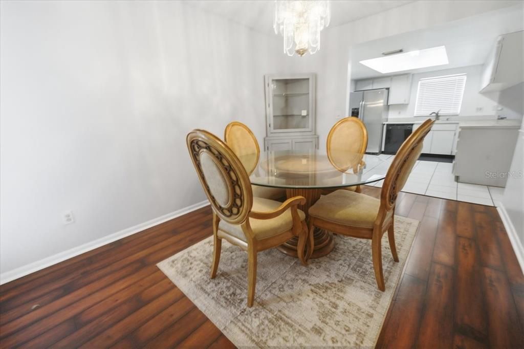 На продажу: $475,000 (3 спален, 2 ванн, 1630 Квадратных фут)