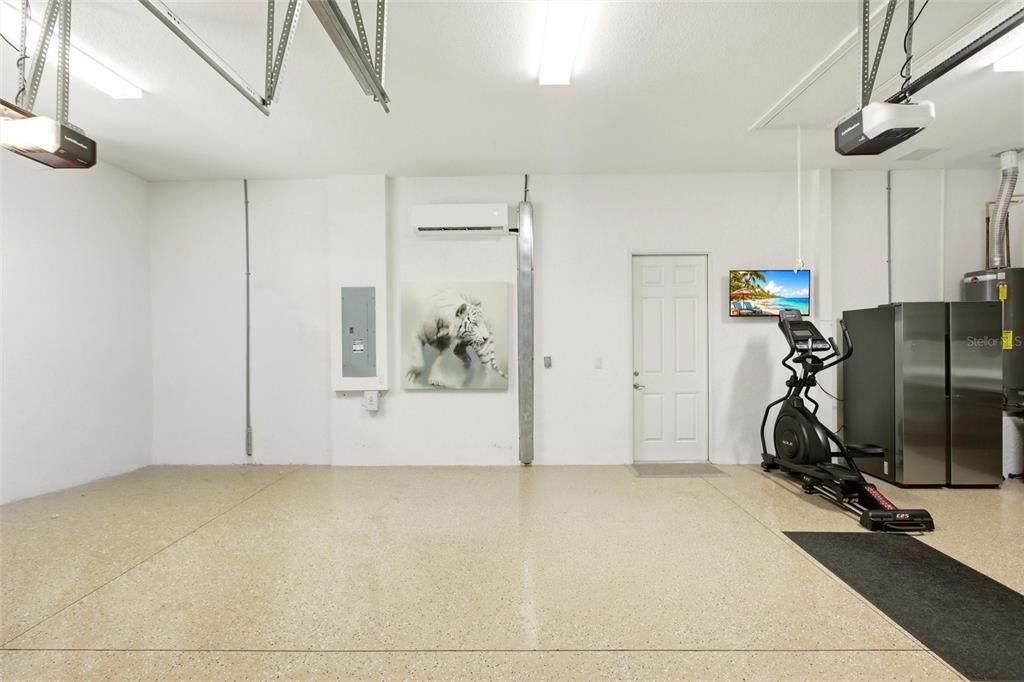 En Venta: $1,595,000 (3 camas, 2 baños, 2585 Pies cuadrados)