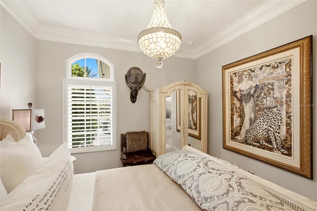 En Venta: $1,595,000 (3 camas, 2 baños, 2585 Pies cuadrados)