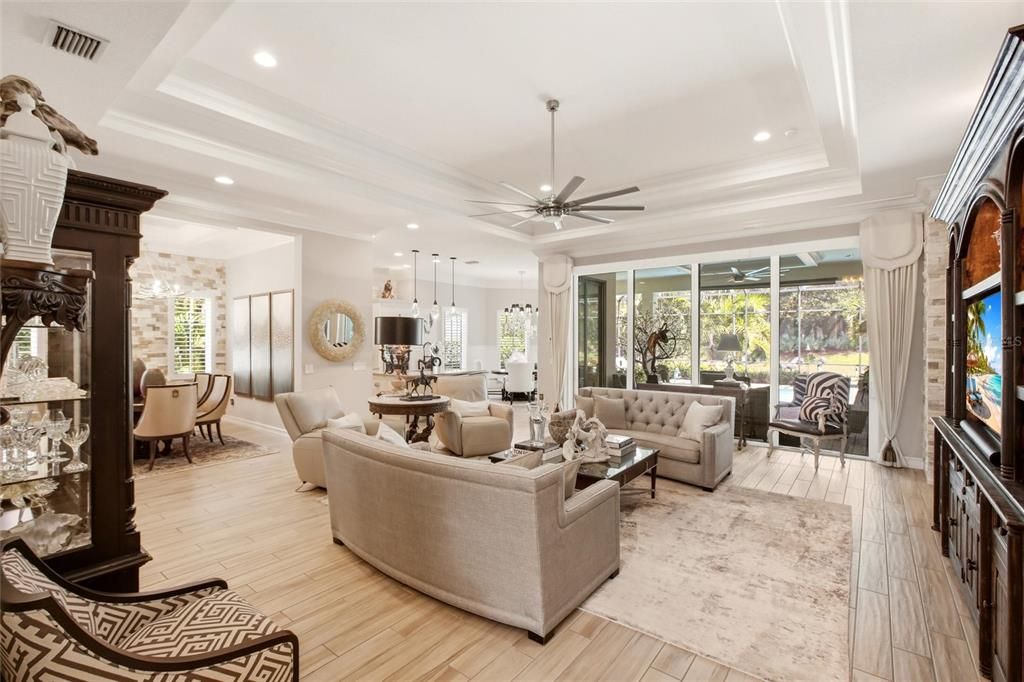 En Venta: $1,595,000 (3 camas, 2 baños, 2585 Pies cuadrados)