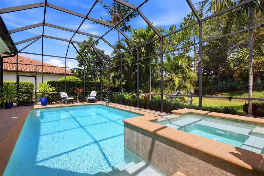En Venta: $1,595,000 (3 camas, 2 baños, 2585 Pies cuadrados)