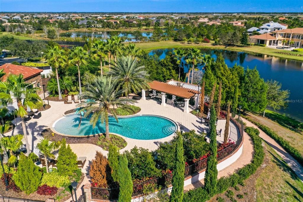 En Venta: $1,595,000 (3 camas, 2 baños, 2585 Pies cuadrados)